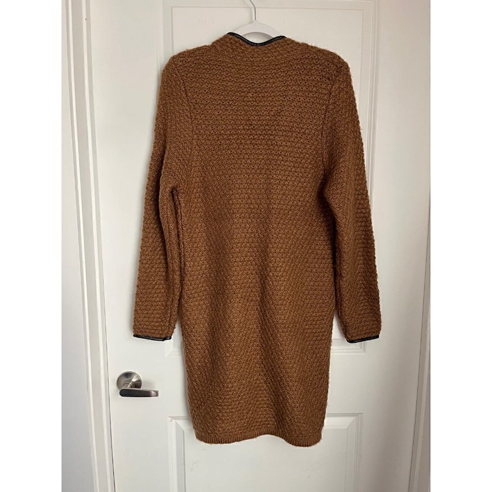 Cardigan - Picture 2 of 3
